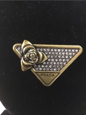 Fashion Jewelry Gold-Tone Crystal Triangle Floral Brooch